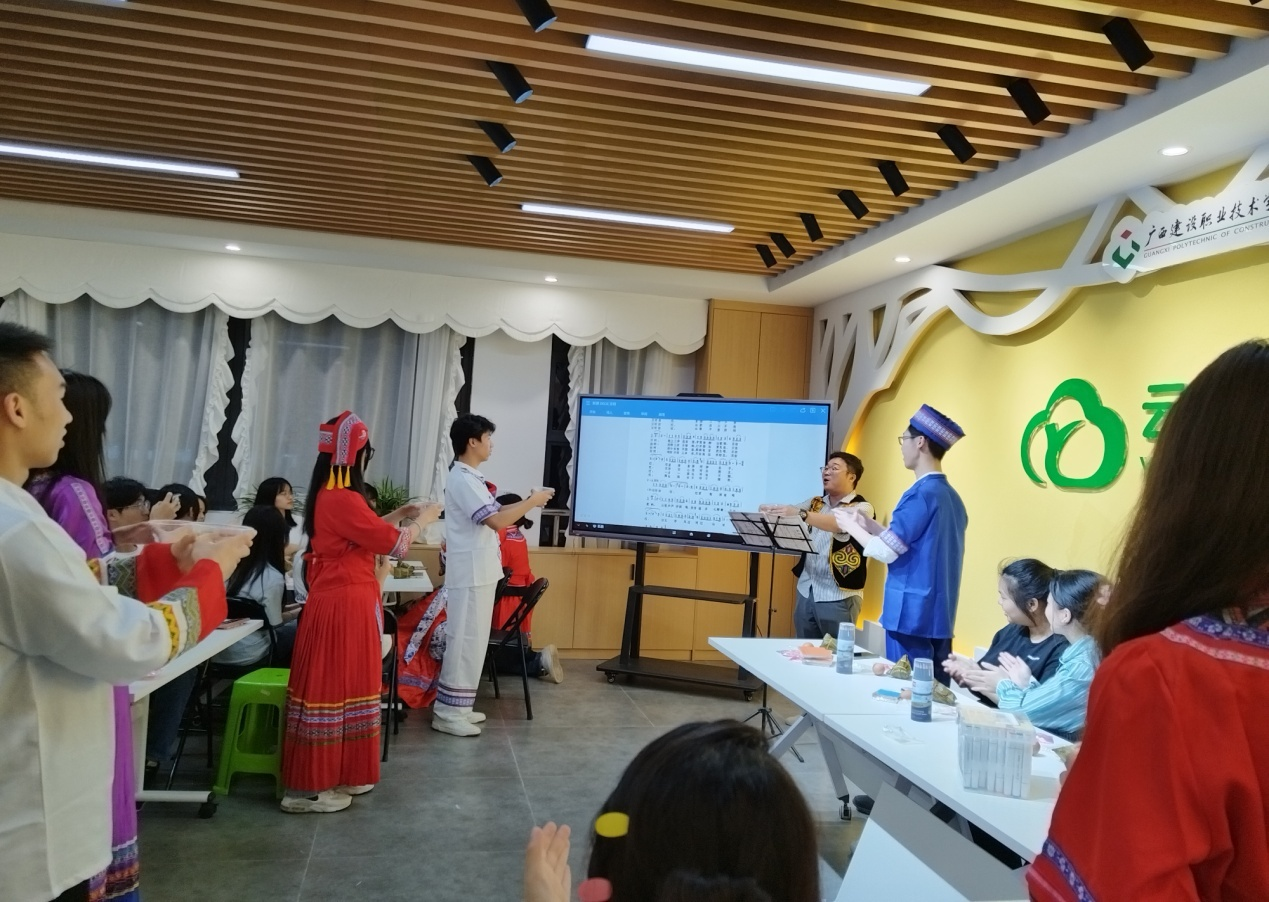 師生深情對(duì)唱