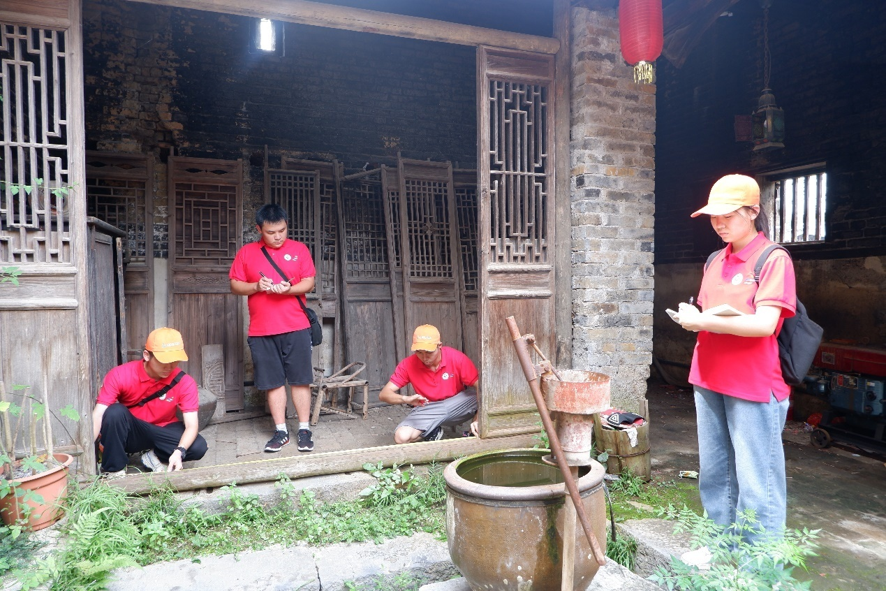 收集古建筑相關(guān)數(shù)據(jù)