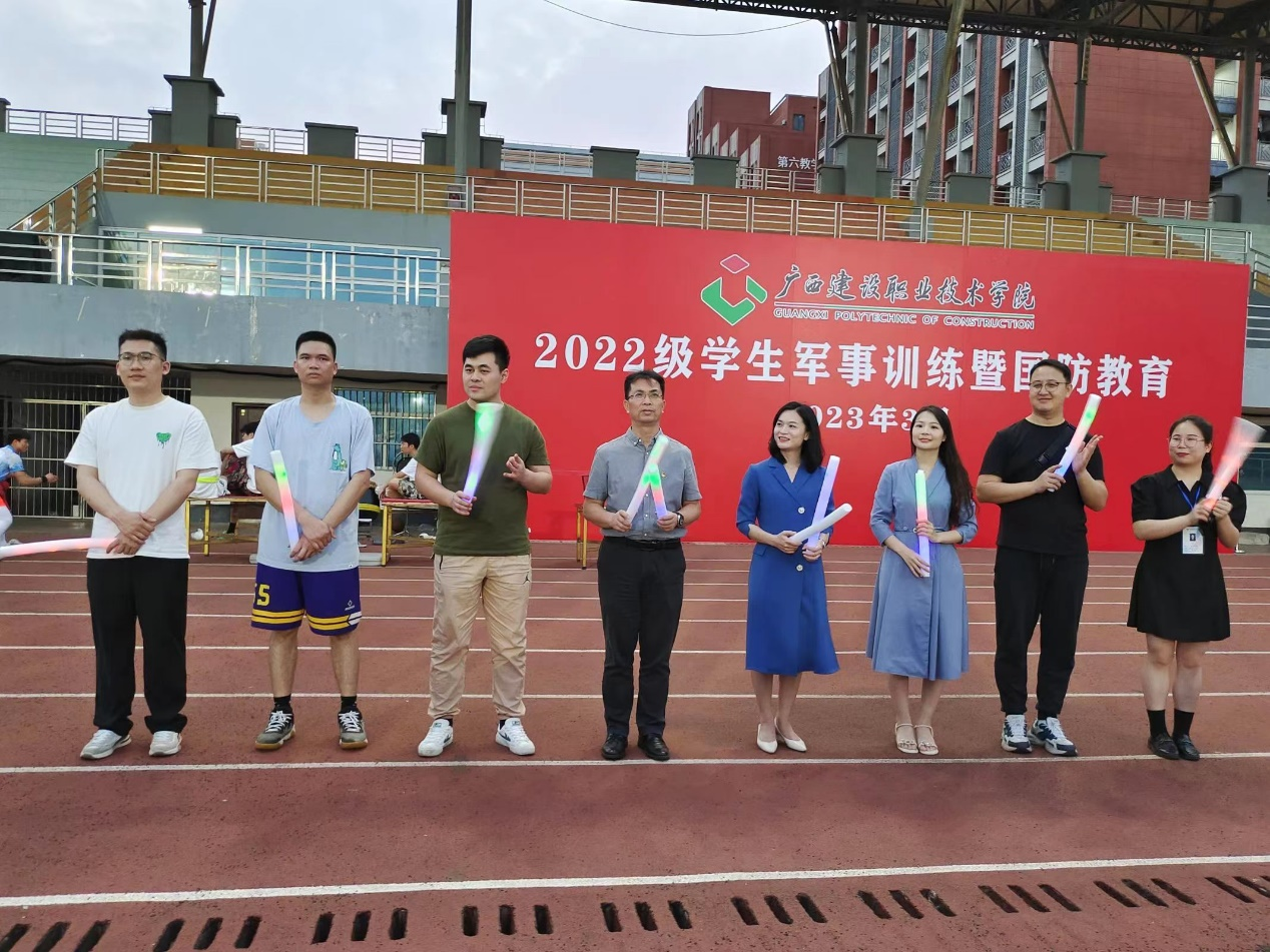 老師為同學(xué)們加油